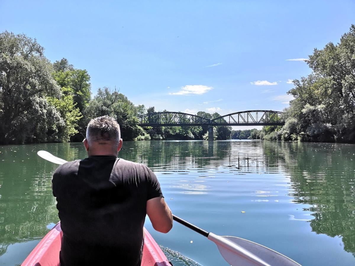 Studio Apartman Zorkovac Apartman Ozaly Kültér fotó